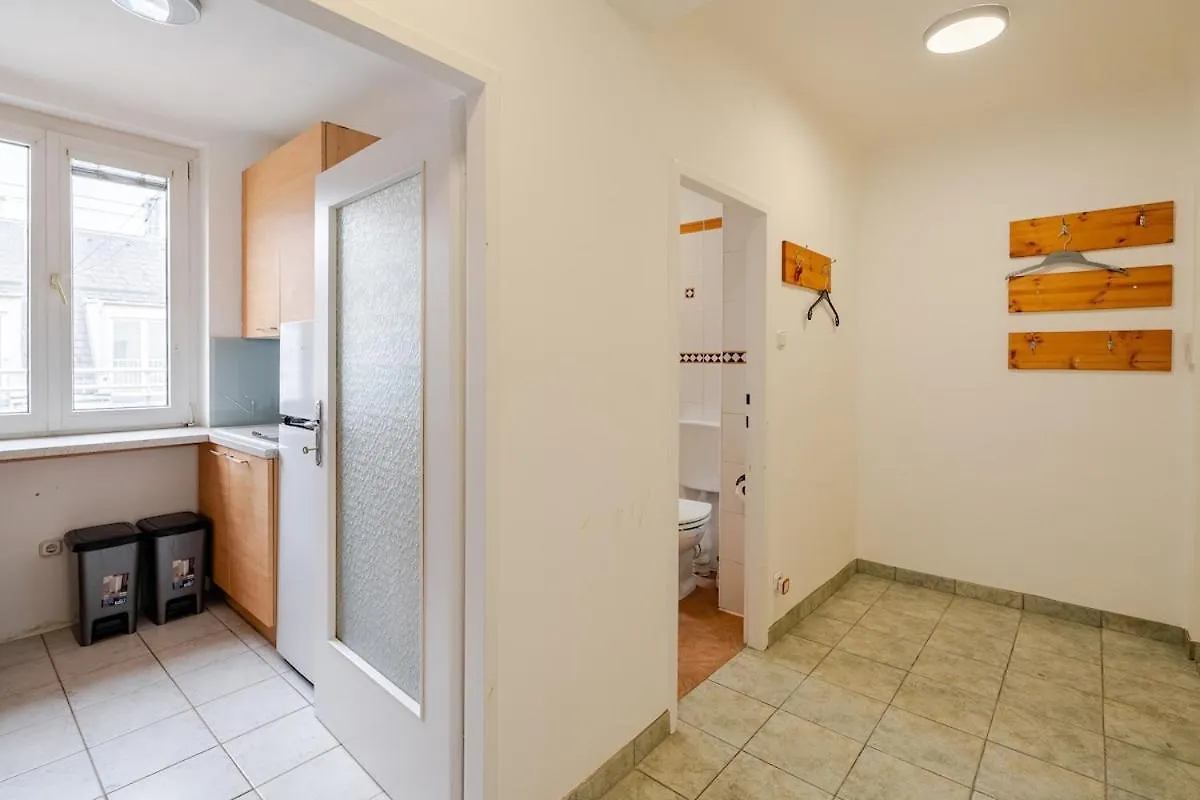 Apartment Close To City Centre And Next To Wien Hbf And Easy From Airport