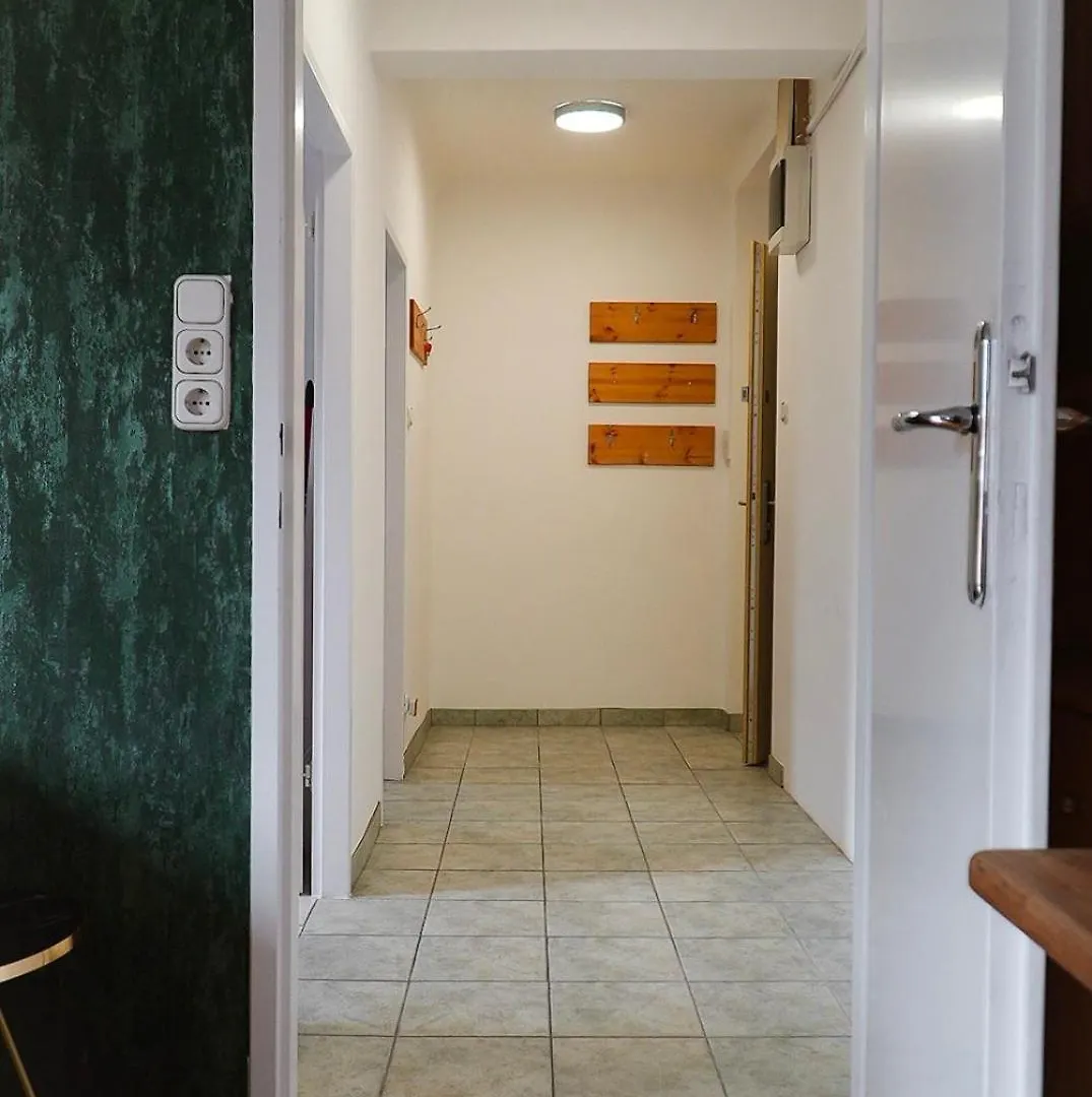 Close To City Centre And Next To Wien Hbf And Easy From Airport Austria