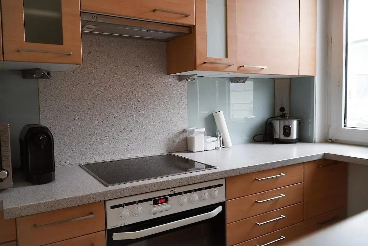 Close To City Centre And Next To Wien Hbf And Easy From Airport 0*, Vienna